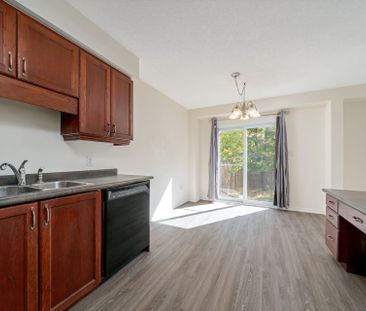 For Lease - 571 Wild Iris Avenue, Waterloo, Ontario - Photo 6
