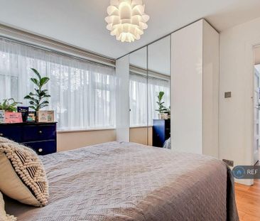 2 bedroom maisonette to rent - Photo 4