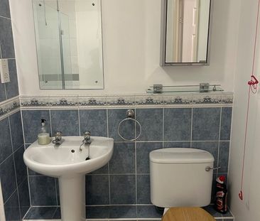 1 Bed Flat, Bryant Court, W3 - Photo 6