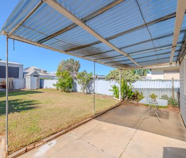 Charming 3-Bedroom Home - Photo 2