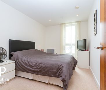 Cardiff, CF10 1BL - Photo 4