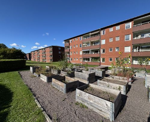 Våmmedalsvägen 104 - Photo 1