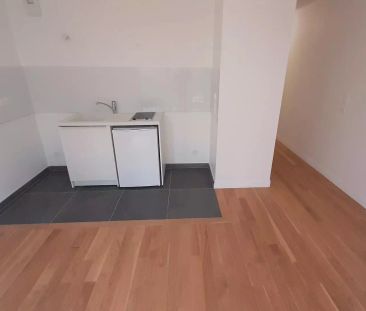 location Appartement T1 DE 25.8m² À ISSY LES MOULINEAUX - Photo 2