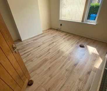 3 Bed Terraced House, Driver Street, S13 - Photo 2