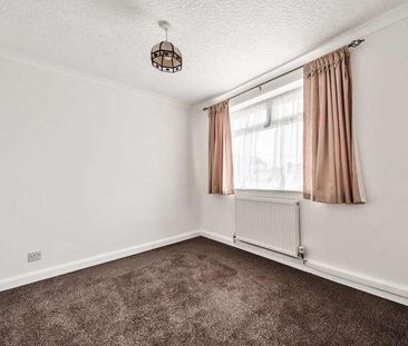 Banbury, Oxfordshire, OX16 - Photo 4