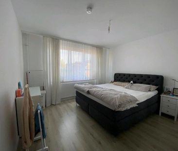 Helle 2-Zimmer-Wohnung mit süßem Balkon – ab 01.11.2025 frei! - Foto 1