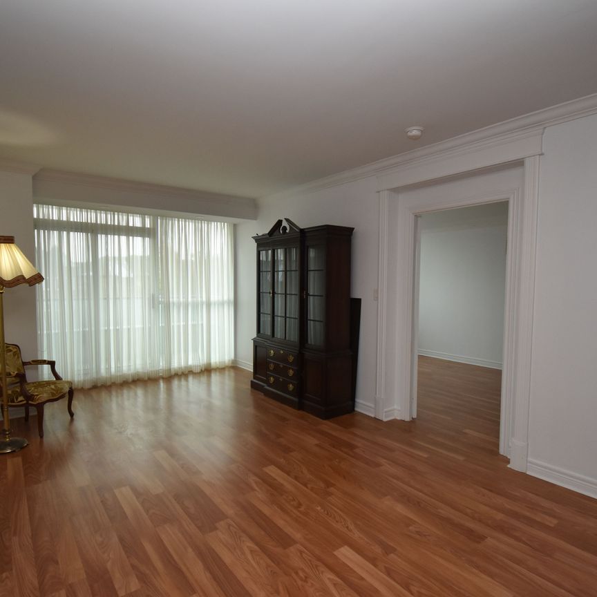 For Lease - 100 Promenade Circle Unit# 304, Vaughan, Ontario - Photo 1