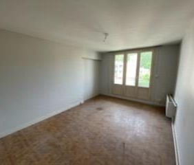 Appartement 4 pièces à louer Rive de Gier - 42800 / Réf: LA3706-COM... - Photo 1