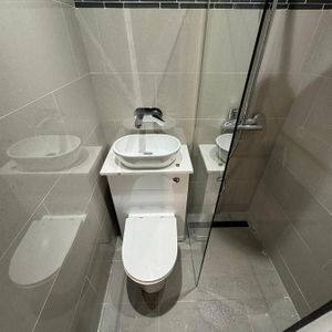1 bedroom semi-detached house to rent - Photo 3