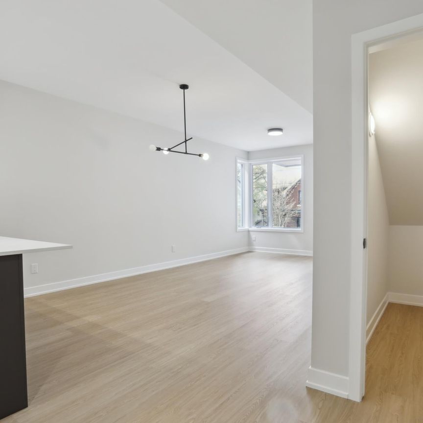 49 Grosvenor - Photo 1