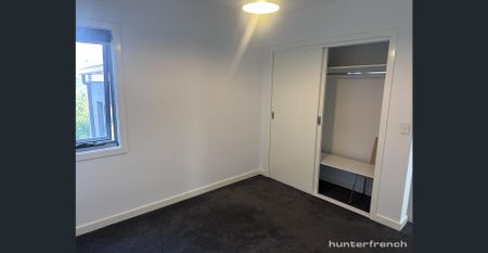 MODERN LIVING IN PRIME LOCATION - Photo 4