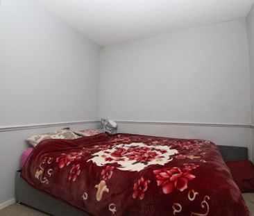 2 bedroom semi-detached house to rent - Photo 6