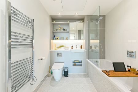 Duval House, SW11, London - Photo 2