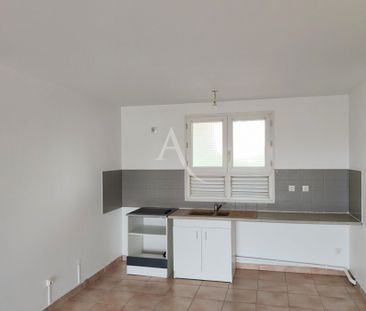 Location Appartement 62.17m² 3 pièces Fort de france - Photo 3