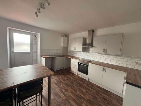 Ulverston Road, Dalton-in-furness, LA15 - Photo 5