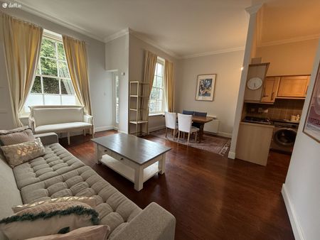 Apartment 32, North Wing Old Connaught House - Photo 2