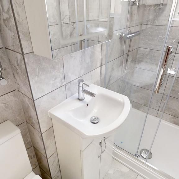10 bedroom house share to rent - Photo 1