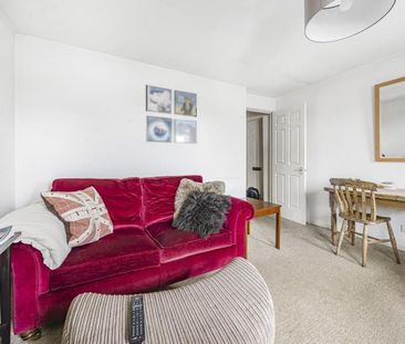 Queens Road, Guildford - 1 bedroomProperty for lettings - Seymours - Photo 3