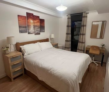 1 Bed Flat, Ferry Quays, TW8 - Photo 5