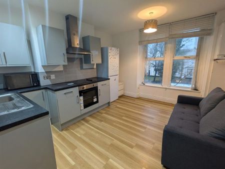 Newport Road, Cardiff - Photo 4