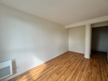 Location Appartement 2 Pièces 40 m² - Photo 2