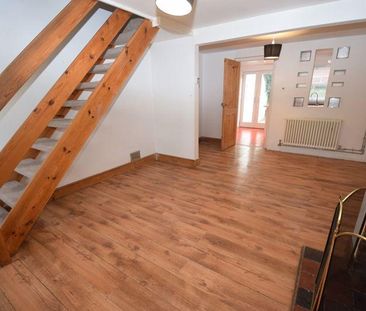 2 bedroom terraced house to rent - Photo 1