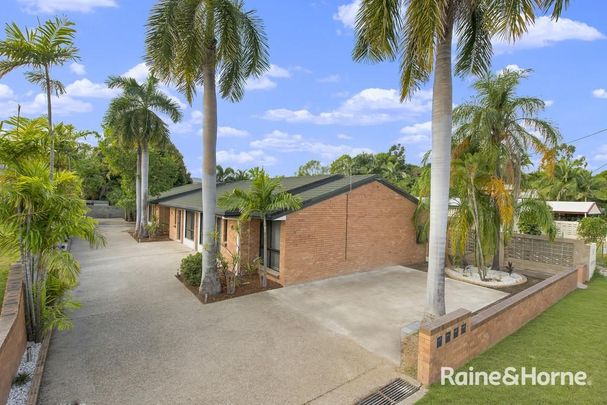 3/3 ROBERTS STREET, Hermit Park, QLD 4812 - Photo 1