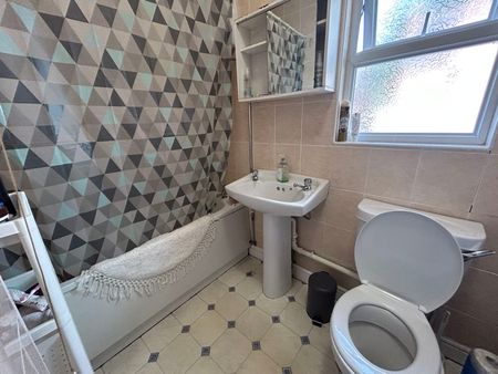 Arthur Avenue, Nottingham - Photo 5