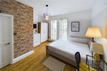 1 bedroom in a house share to rent - Photo 5