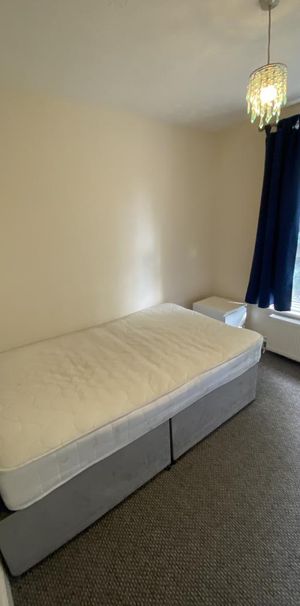 Milton Road, Southampton - Photo 1