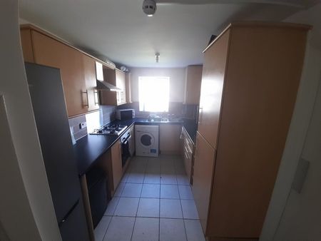 Room in a Shared House, Sherborne Grove, B1 - Photo 4