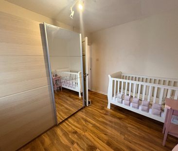 3 Bed Semi-Detached House, Roker Close, NG8 - Photo 6
