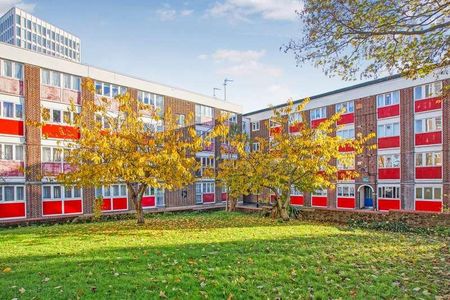 Hackney Downs Park, London, N16 - Photo 4