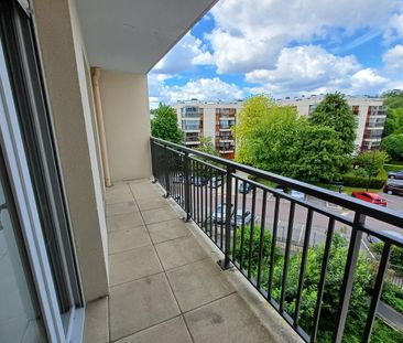 location Appartement T2 DE 42.28m² À LE CHESNAY - Photo 2