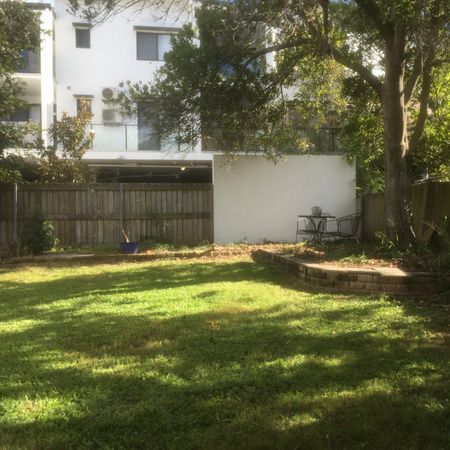 Mount Gravatt - Photo 4