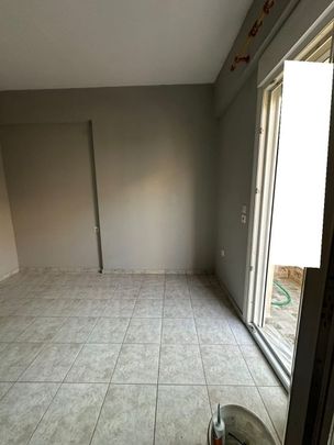 Studio/Γκαρσονιέρα για ενοικίαση Άγιος Κοσμάς (Εύοσμος) - Photo 1