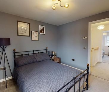 3 bedroom semi-detached house to rent - Photo 6