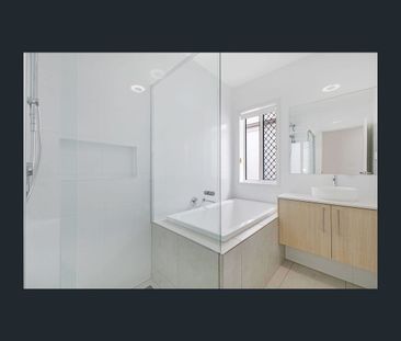 19 Grandtown Dr, Morayfield, Qld 4506 - Photo 3
