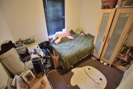 6 bedroom terraced house to rent - Photo 3