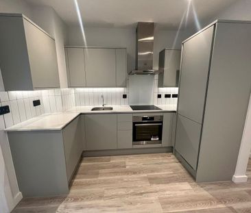 2 bedroom apartment to rent - Photo 6