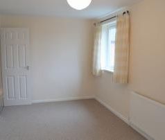 3 Bedroom Semi-Detached House For Rent - Photo 4