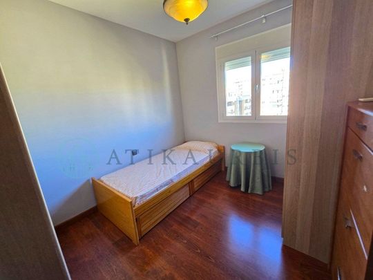 Piso de alquiler en Calle Esperanto, Carranque - Haza Cuevas - Photo 1