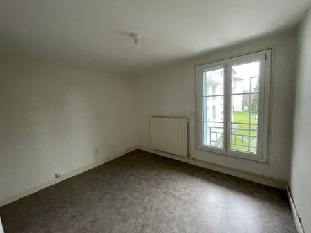 Location - Appartement T4 - 79 m² - Montbéliard - Photo 3