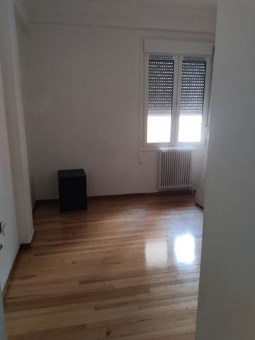 Διαμέρισμα για ενοικίαση Πλατεία Κολιάτσου (Πατήσια) - Φωτογραφία 2