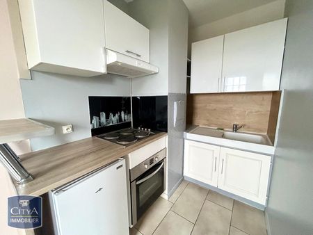 Location Appartement 1 pièce 27m² LE MANS 72000 - Photo 2