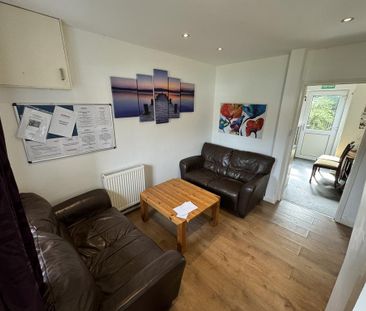 5 bedroom terraced house to rent - Photo 5