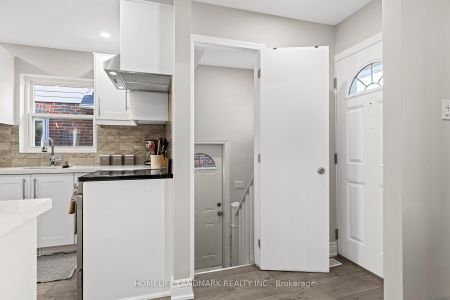 107 Parklea Drive - Photo 2