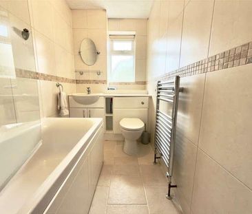 Laurelside Walk, Dunstable, Bedfordshire, LU5 - Photo 6