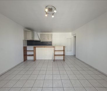 1 pièce - 32,21 m² - 3ème étage - Colocation non autorisée - Photo 1
