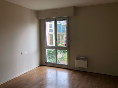 Location Appartement 2 pièces 44m² NOGENT SUR MARNE 94130 - Photo 2